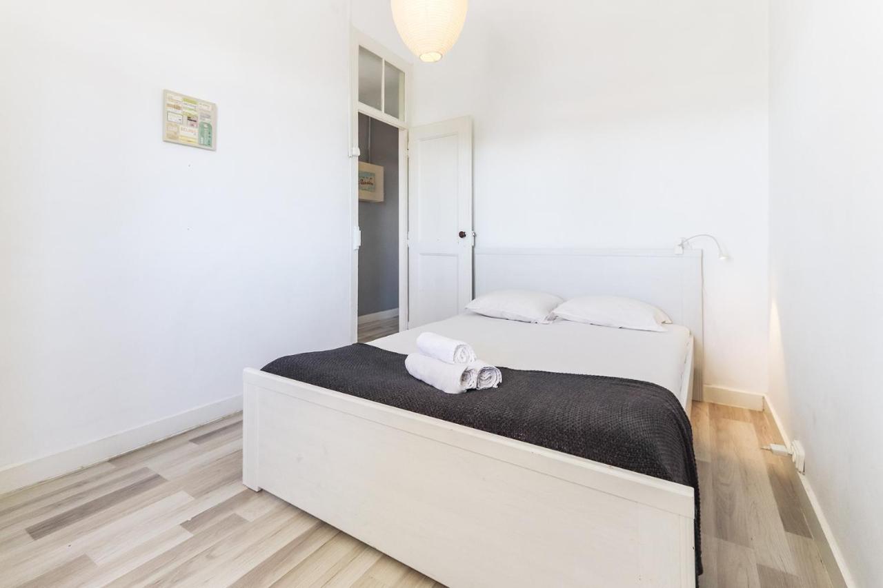 Parlamient River View By Homing Apartment