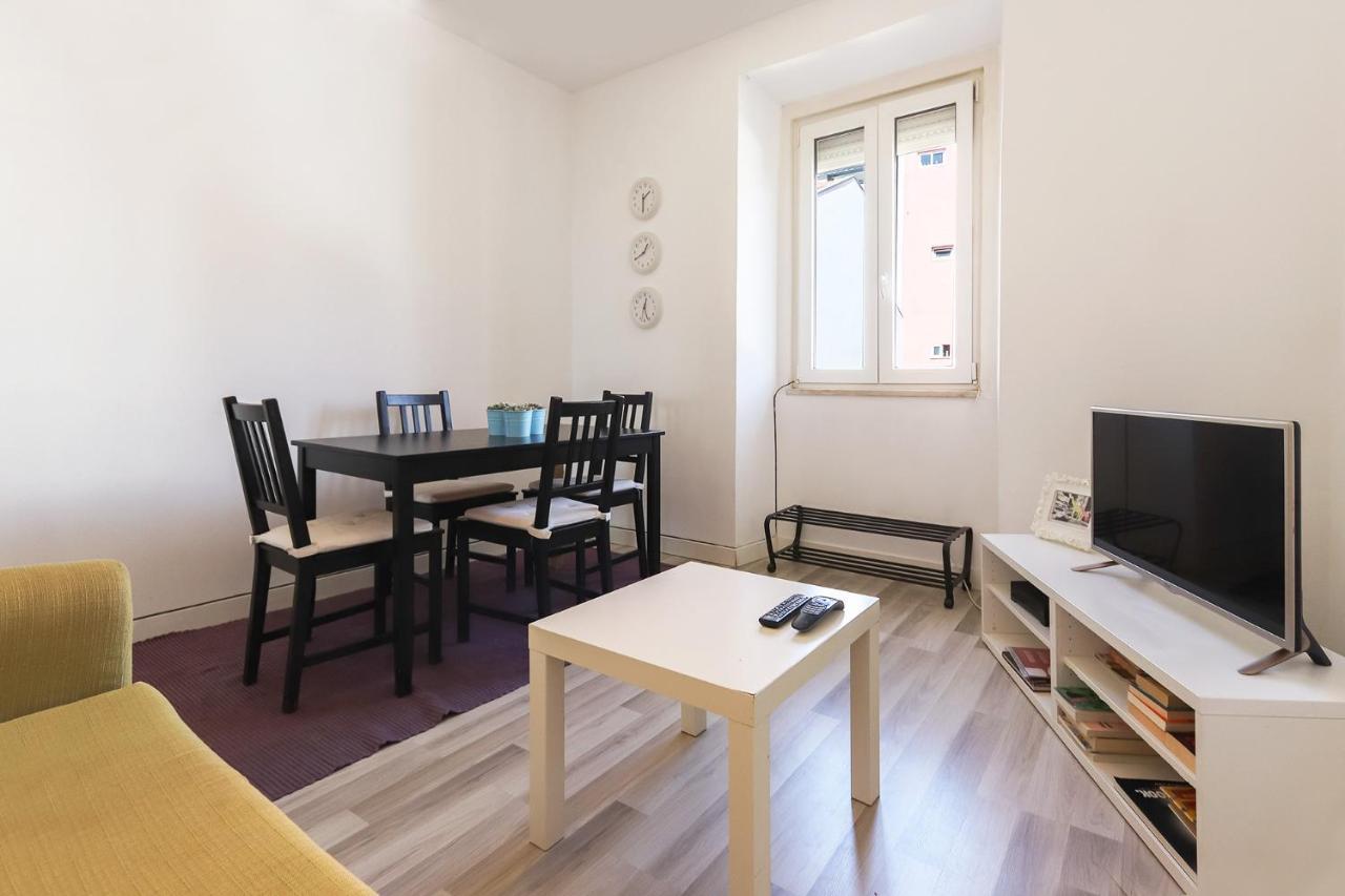 Apartment Parlamient River View By Homing *